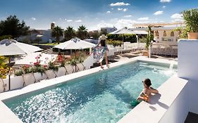 Gatzara Suites Santa Gertrudis